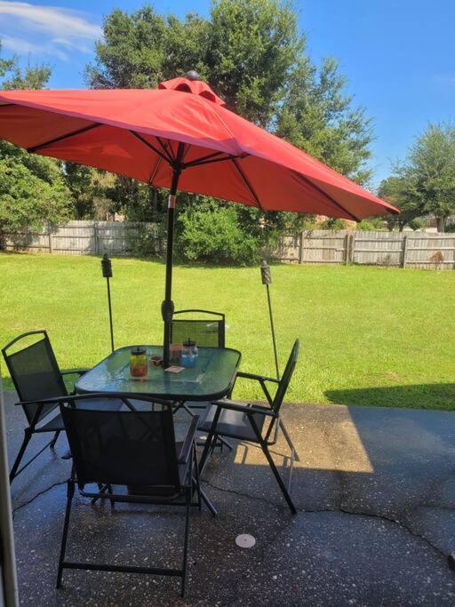 Beautiful 3 Bedroom Home 4 Minutes From The Beach Pensacola Exterior photo